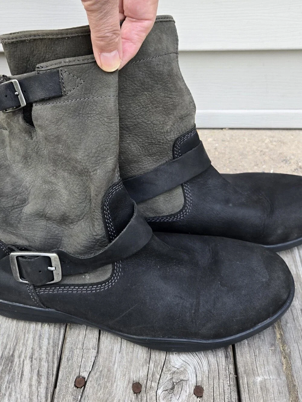 Columbia Pullon Booties Boots Ladies 10 Olive & Black Suede